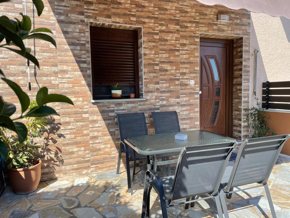 Felicia's House Holiday home Agria